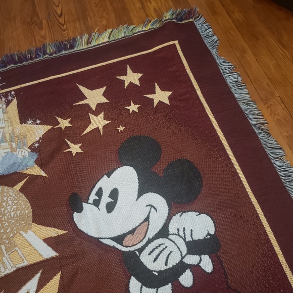 Walt Disney World Mickey Mouse Fringe Throw Blanket WDW - Picture 11 of 12
